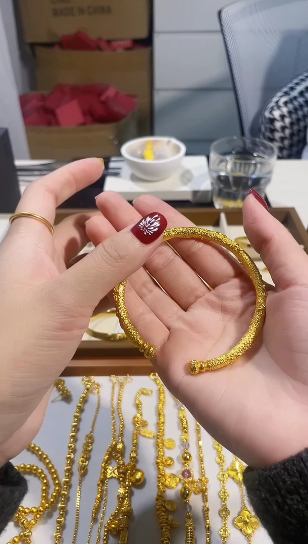 铜合金珐琅樱花葫芦开口镯