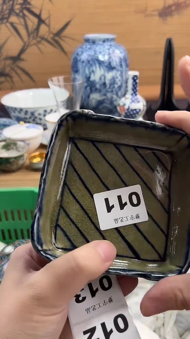瓷片鲁*夫A瓷片      011