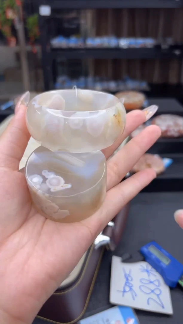 石英质玉手镯未镶嵌61(54圈赠送镯心)