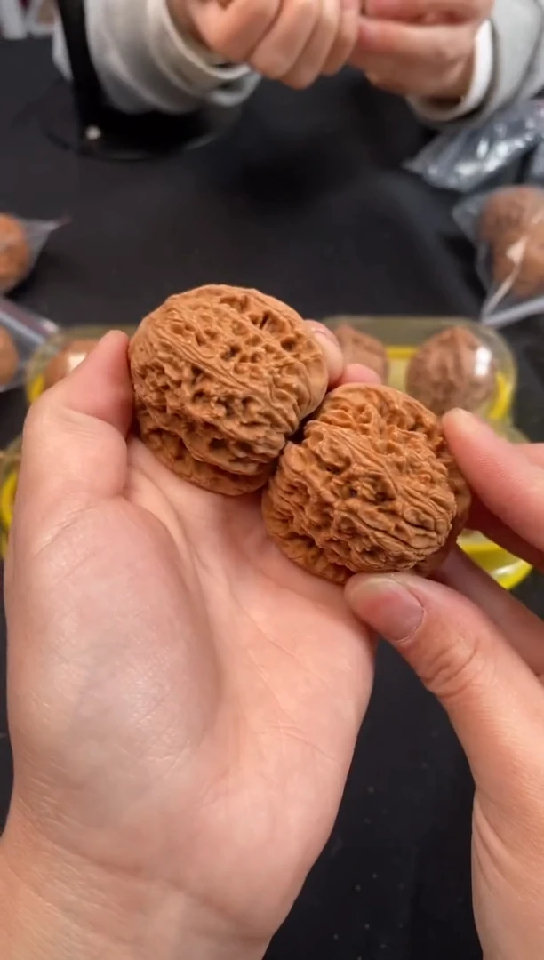 把件文玩核桃南疆石41尺Z434