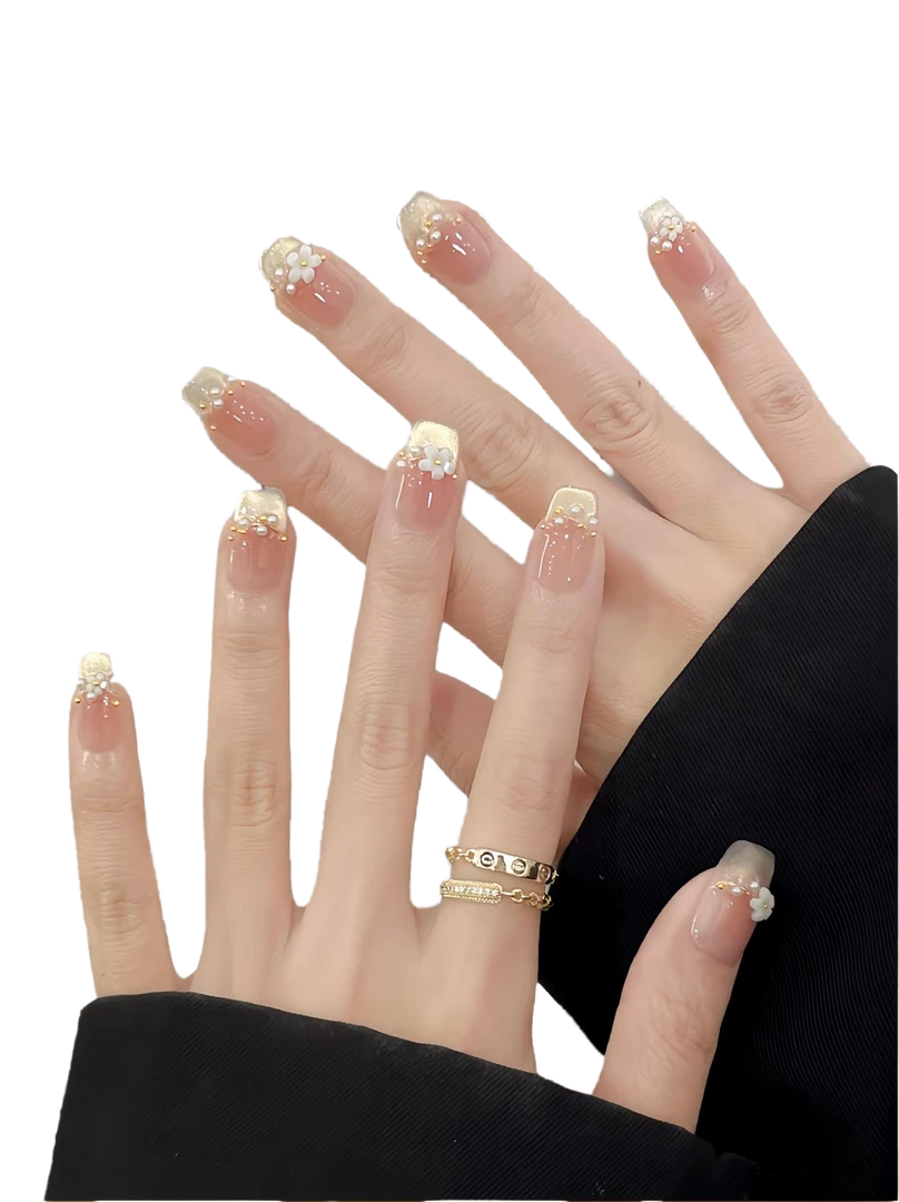 指尖绽放春日繁花，邂逅温柔浪漫时光