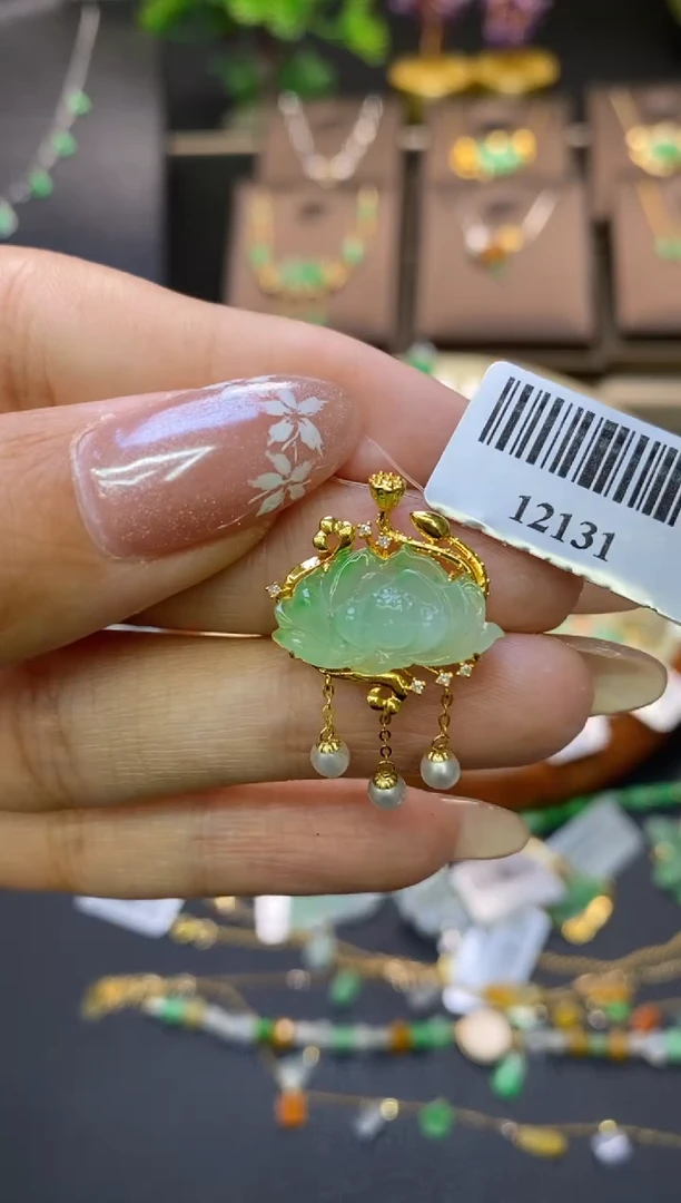 翡翠18K金镶嵌颈饰净货12131