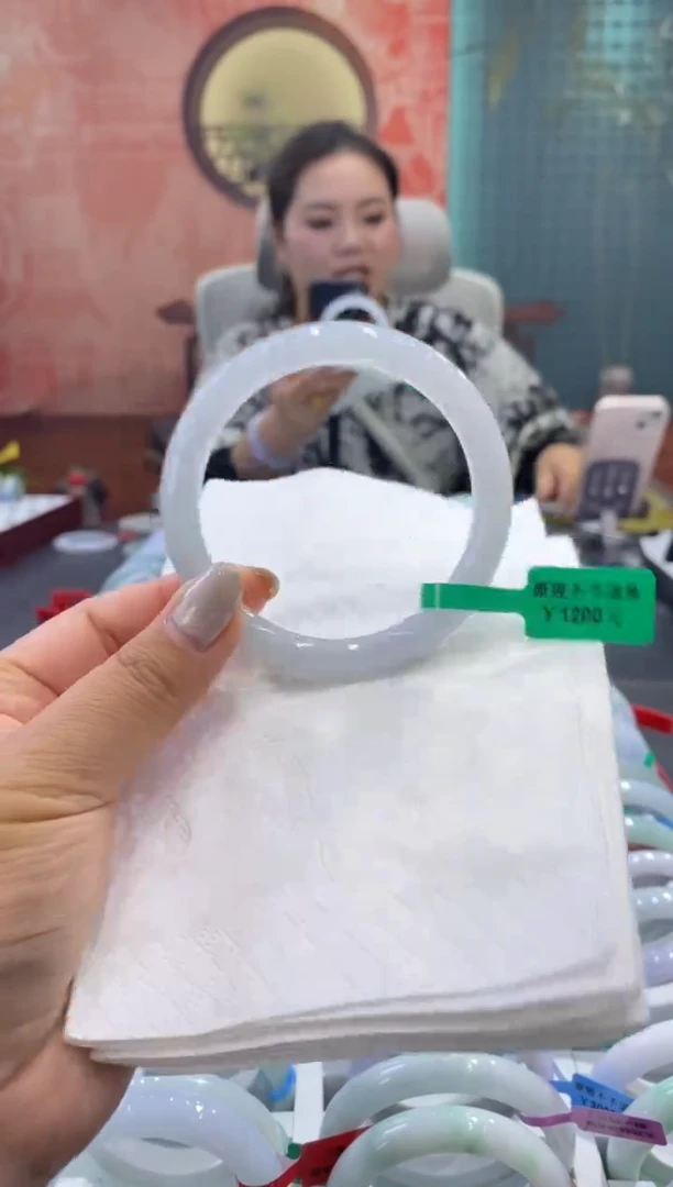 未镶嵌手镯翡翠多人00011566