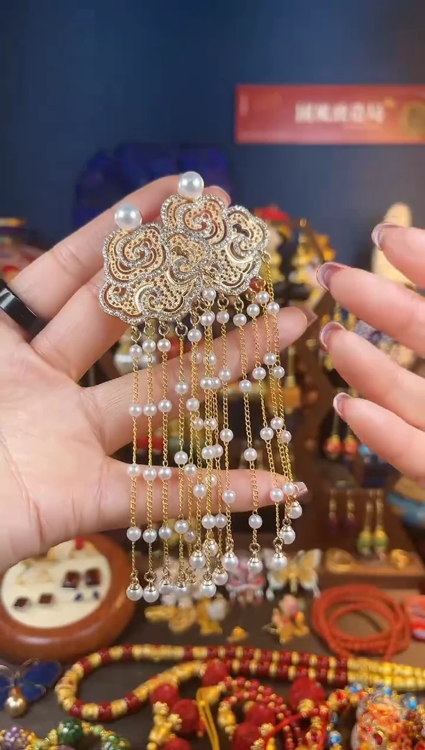 【闪购商品】351号美人卷珠帘花丝镶嵌款耳钉