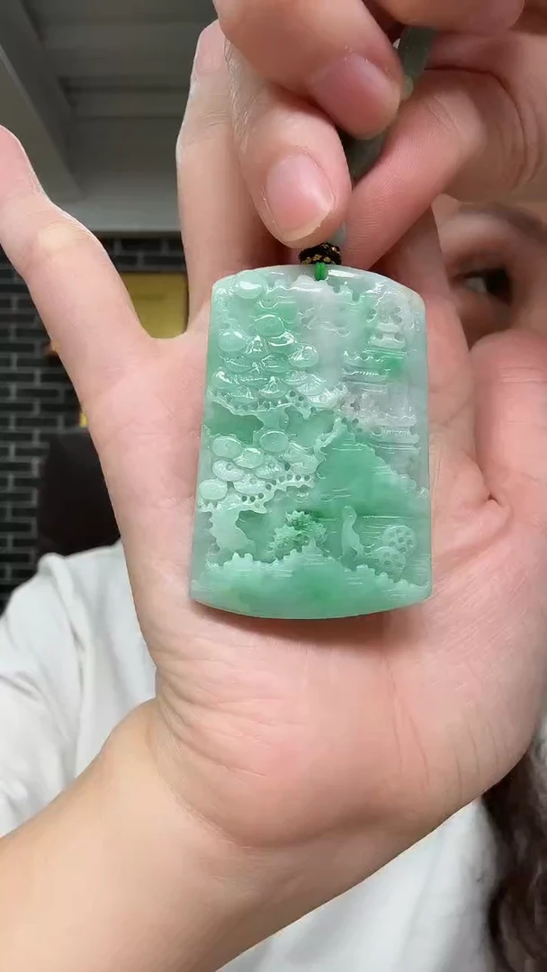 颈饰未镶嵌翡翠牌子