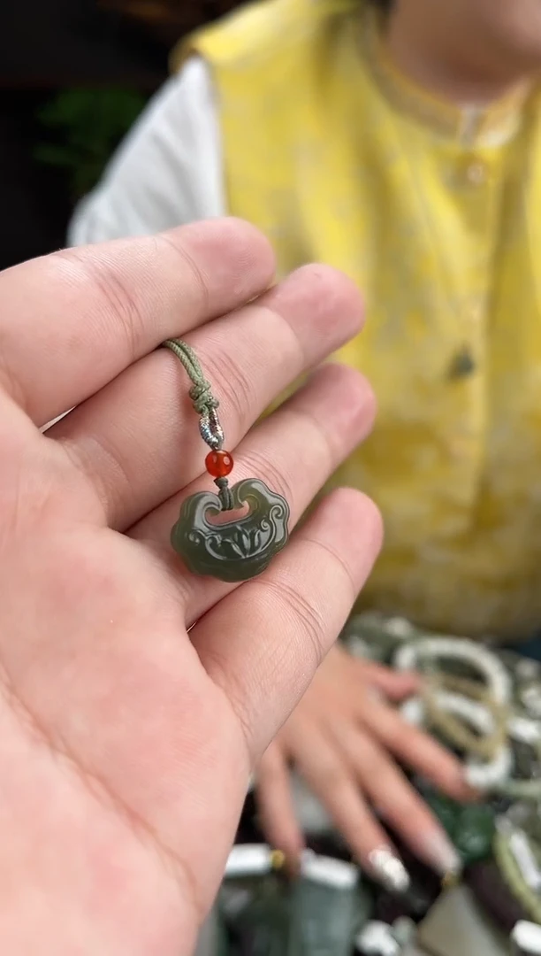 【闪购商品】和田玉颈饰未镶嵌多样性发货，一物一拍