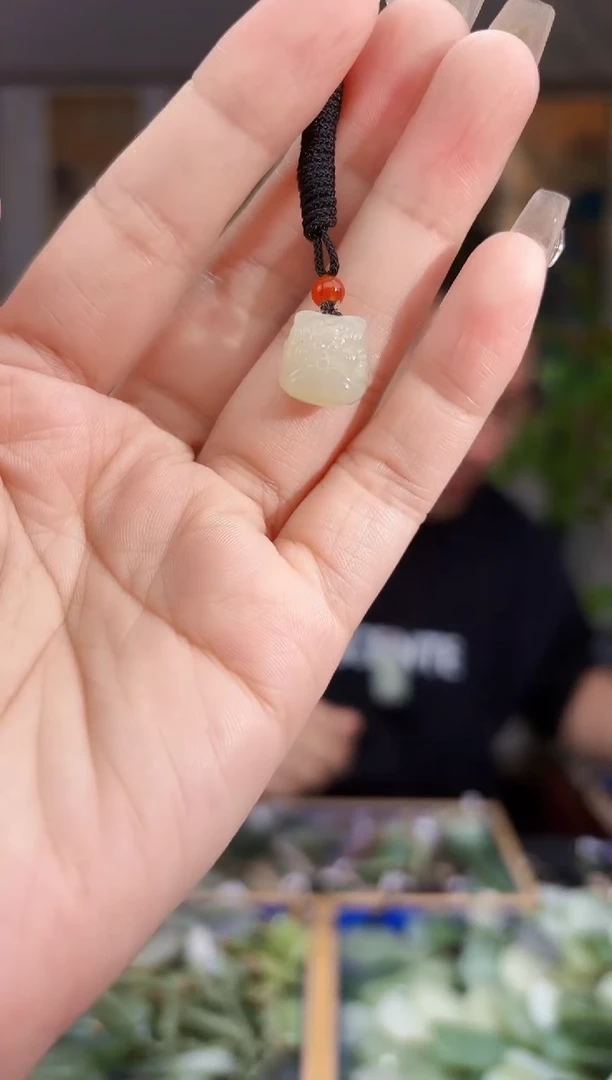 和田玉未镶嵌挂件拍一发一多样性发货