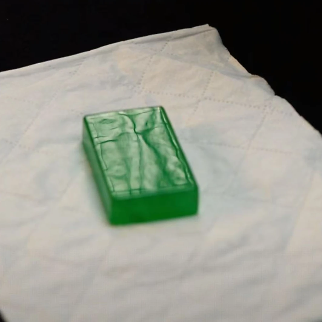 【华夏文物甄选商店02235】翡翠无事牌