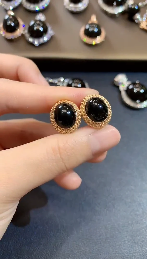 18K金镶嵌翡翠耳饰S33