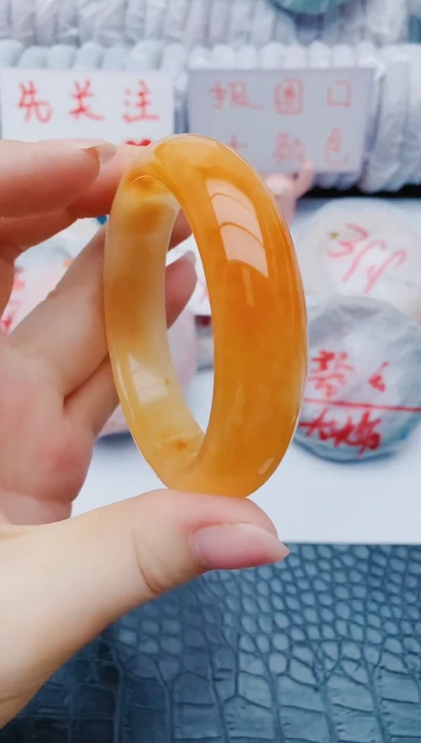 未镶嵌手镯石英质玉x60+59-60