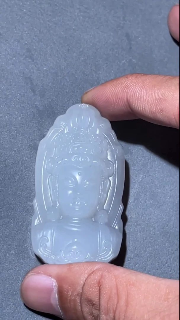 未镶嵌和田玉挂件QZ   观音