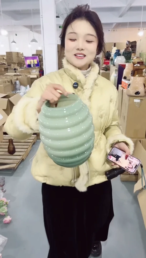 【闪购商品】玻璃私花主义花瓶厂-微瑕-XJVM