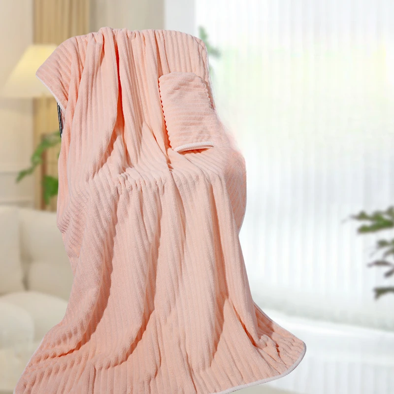 糖果条绒浴巾加厚珊瑚绒家用浴室可穿超强吸水洗澡巾竖条女大毛巾