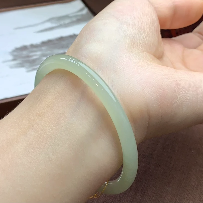 正品和田玉叮当镯青海料晴水绿冰透美人镯浅湖水绿少女细细条圆镯