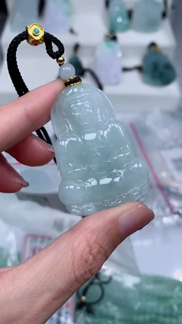 颈饰未镶嵌翡翠吊坠