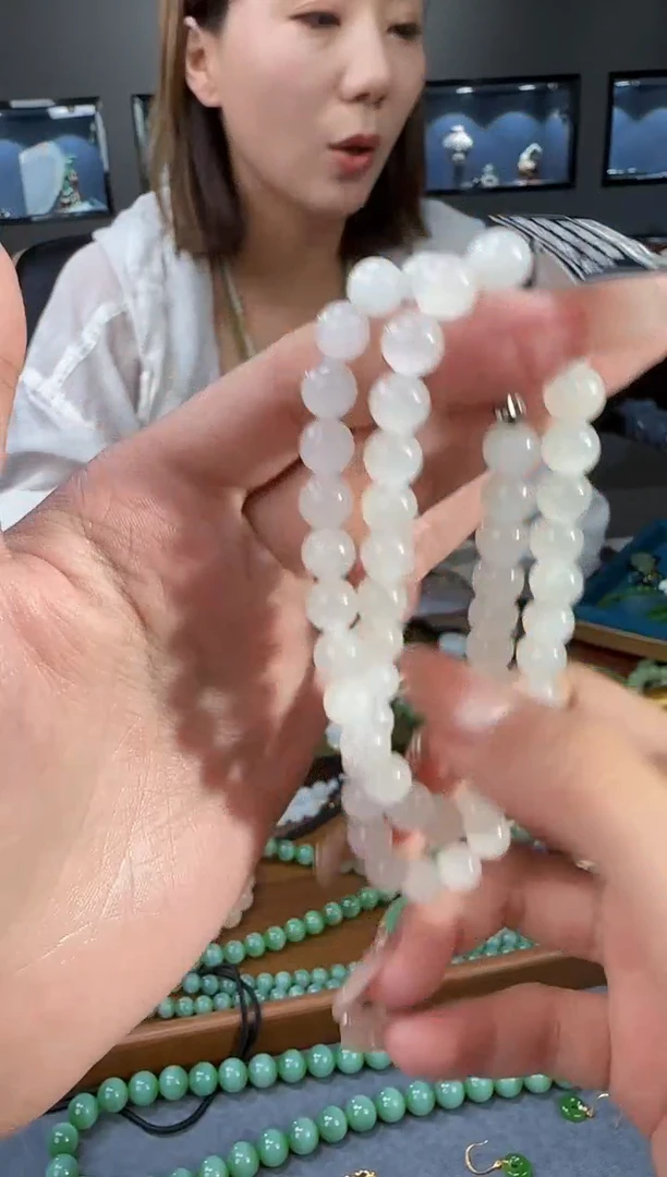 和田玉未镶嵌吊坠(不含链)1