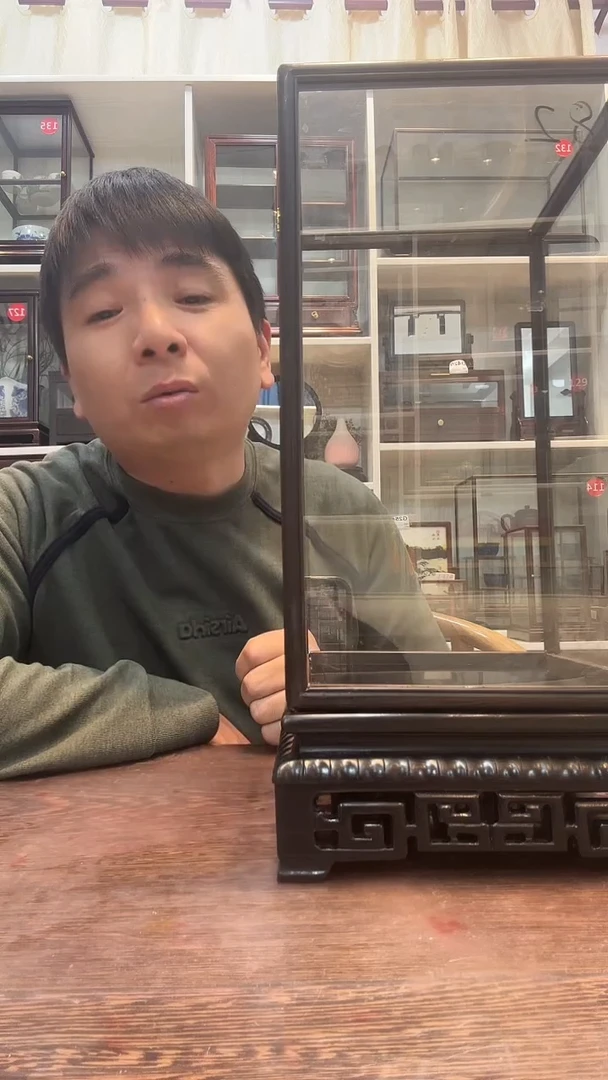 东非黑黄檀（紫光檀）17*17*30玻璃罩182