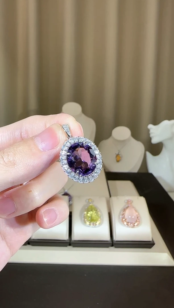 【闪购商品】紫晶颈饰银S925镶嵌12*14mm