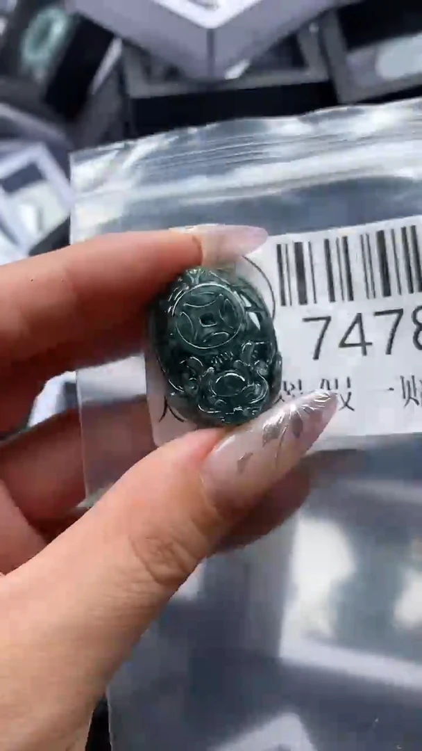 吊坠(不含链)未镶嵌翡翠7478