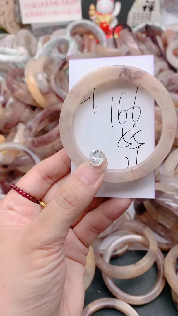 未镶嵌手镯石英质玉166