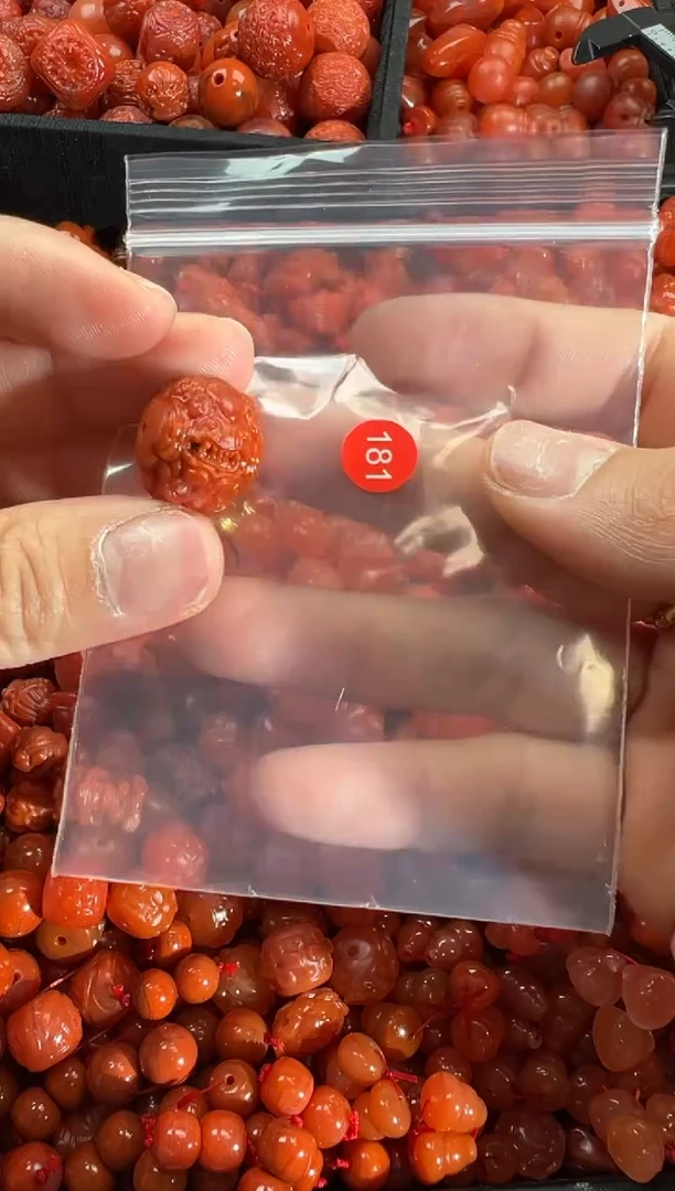 【闪购商品】南红玛瑙颈饰未镶嵌1