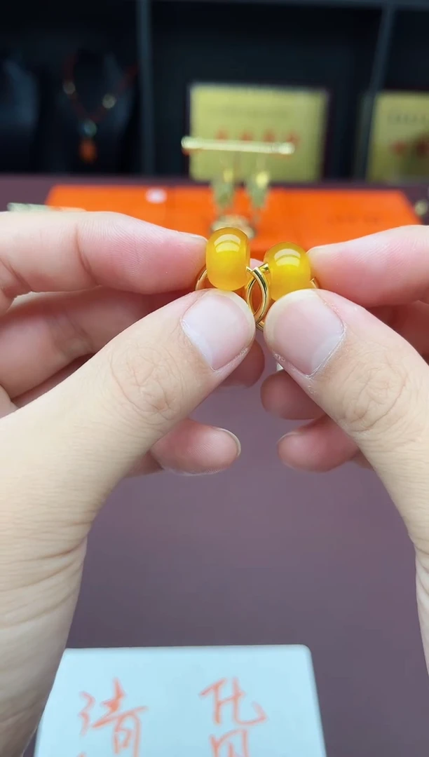 玛瑙/玉髓耳饰未镶嵌536000