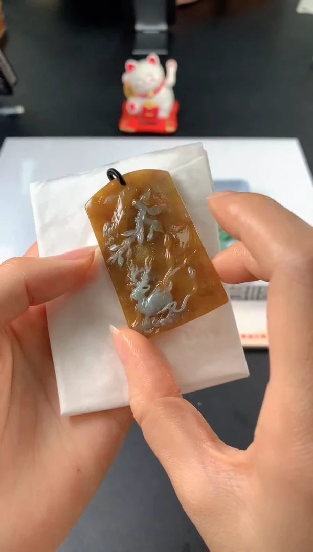 未镶嵌定制翡翠小*厨毛货抛光