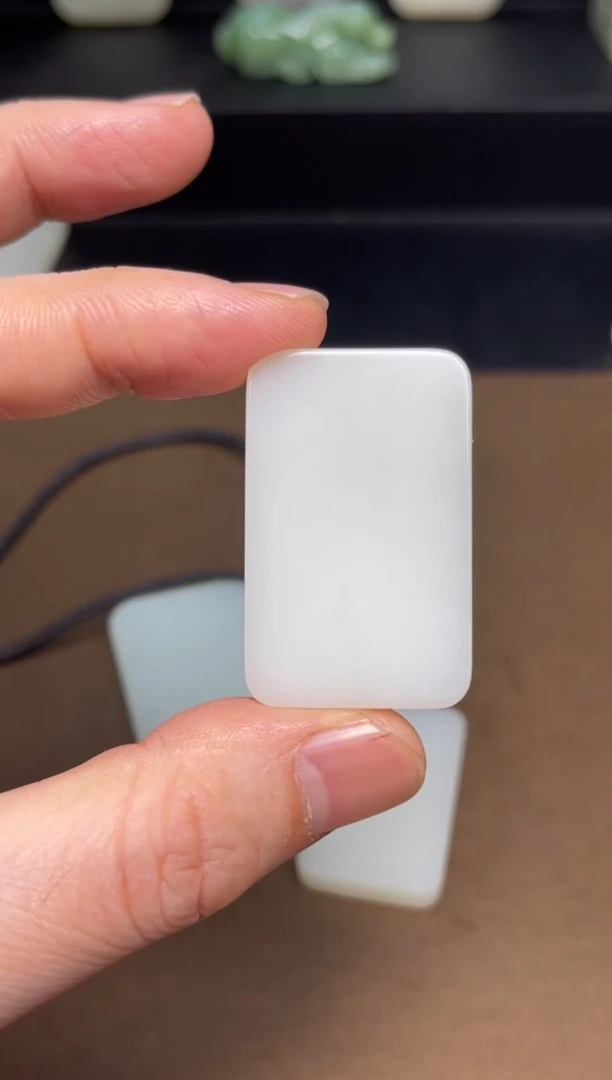 【闪购商品】和田玉颈饰未镶嵌21 带微包容