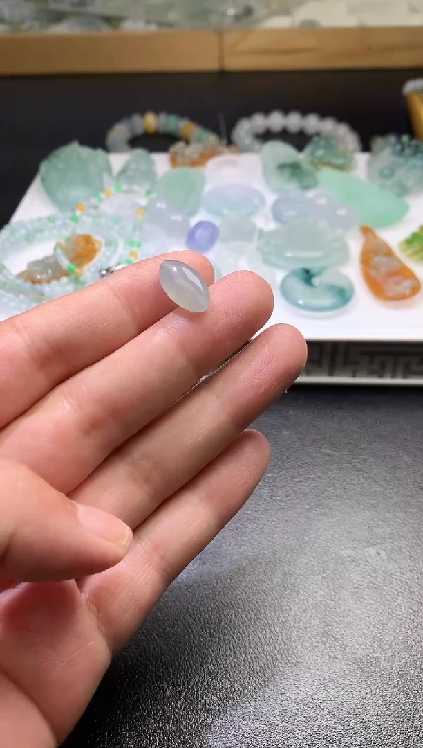 未镶嵌定制翡翠毛货