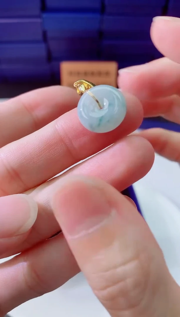 翡翠未镶嵌颈饰1111111111