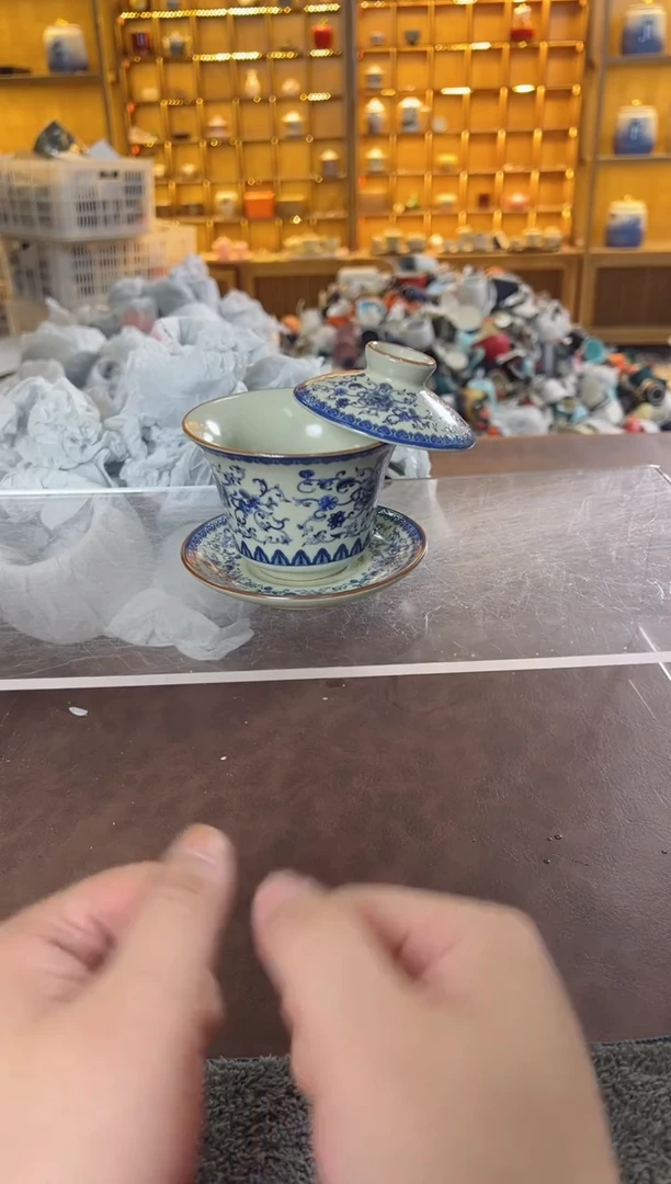 瓷片鸣盏居11111111缠枝莲盖碗