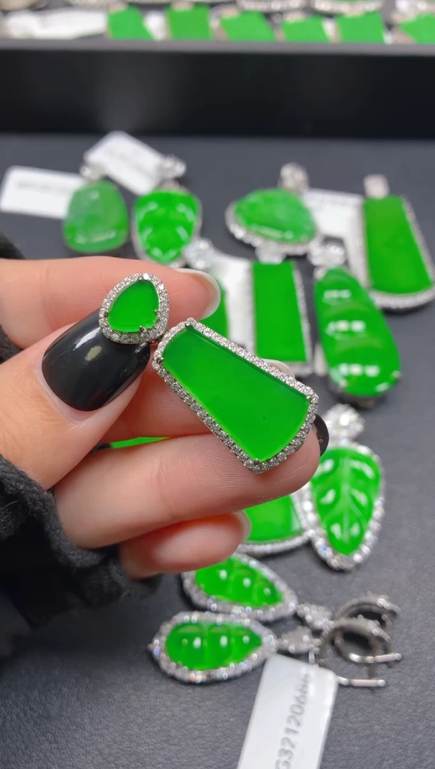 吊坠(不含链)银S925镶嵌翡翠000