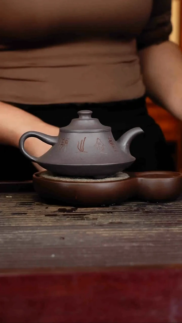 宜兴原矿紫砂壶茶壶宜兴原矿紫砂壶茶壶200C