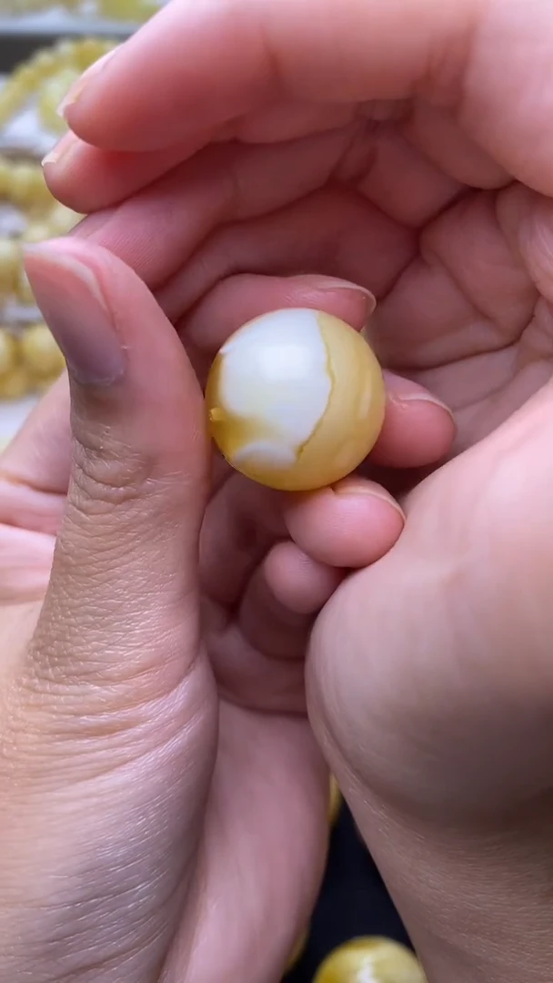 未镶嵌琥珀裸石蜜蜡.53