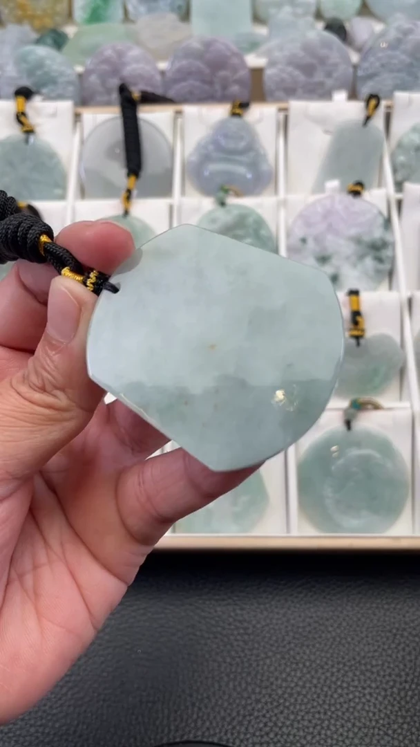 颈饰未镶嵌翡翠天然缅甸翡翠A货377