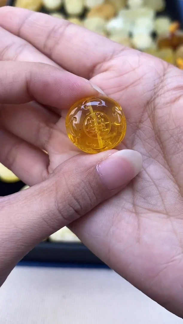 未镶嵌琥珀裸石天然琥珀蜜蜡