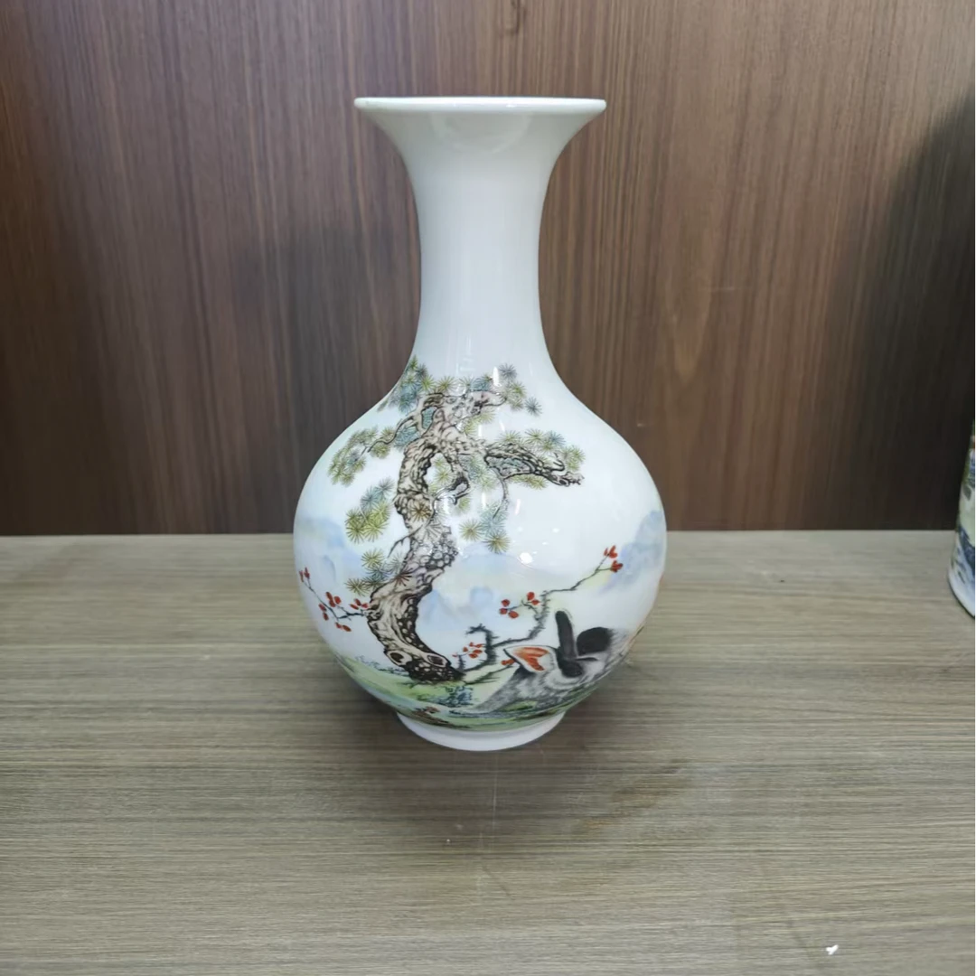 A10玉兔呈祥赏瓶漂亮精美陶瓷高档