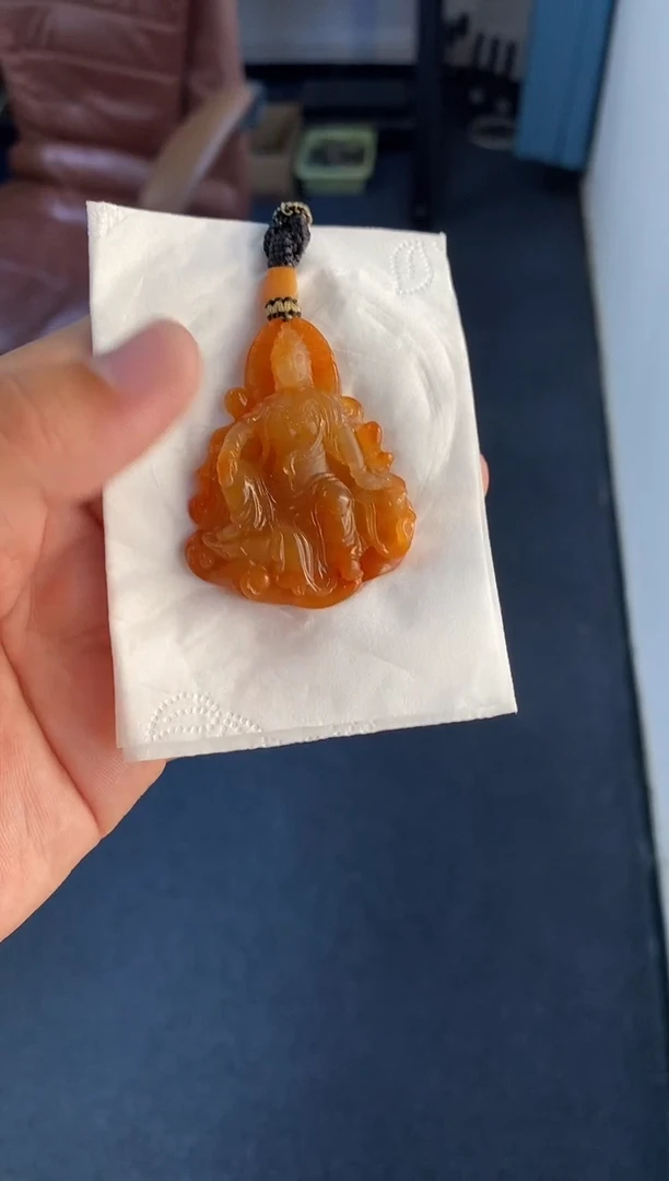 看*水月观音,雕刻成品