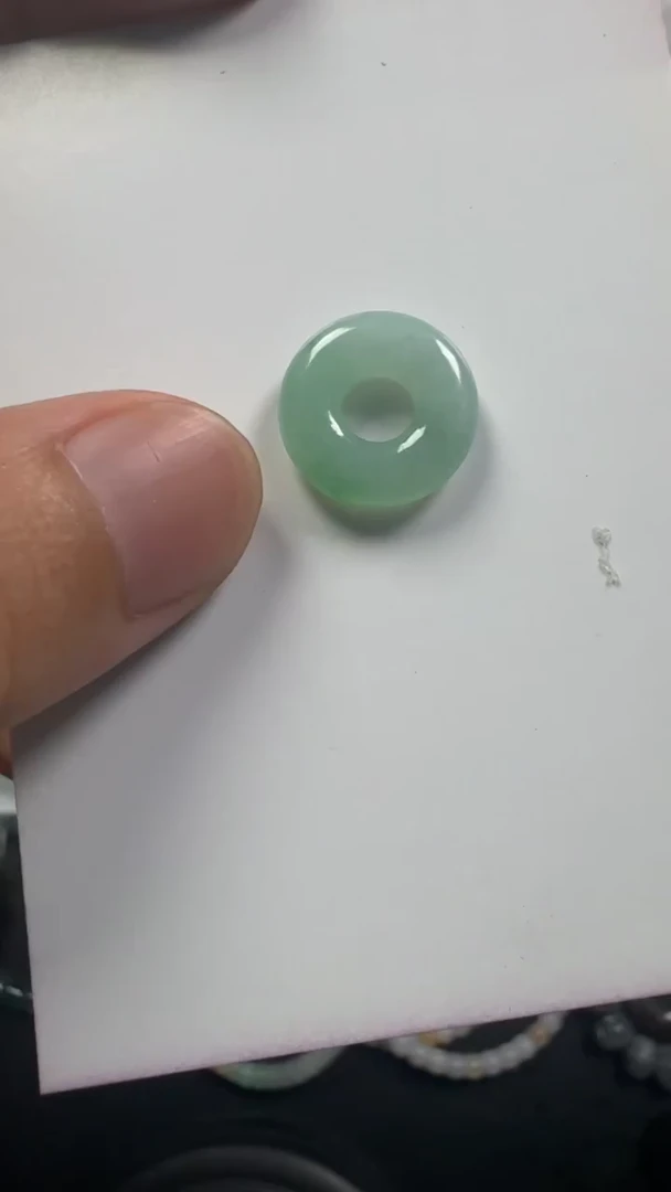 翡翠未镶嵌颈饰【闪购商品】 天然翡翠