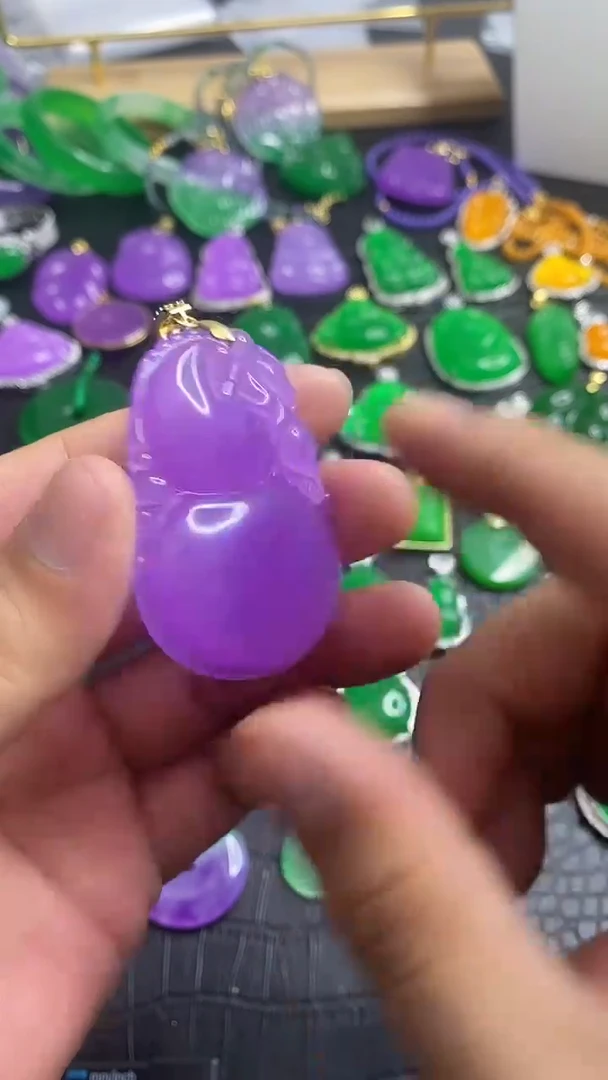 颈饰未镶嵌翡翠S036