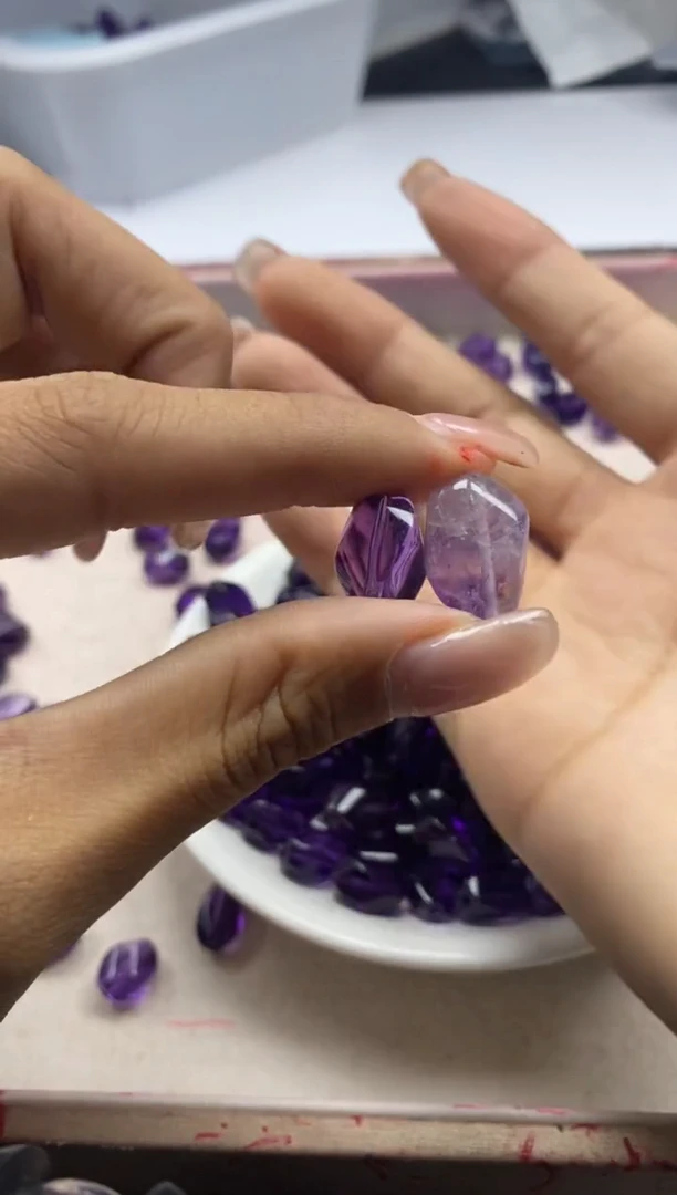 【闪购商品】未镶嵌颈饰水晶W2135紫水晶扭扭珠12mm*10颗