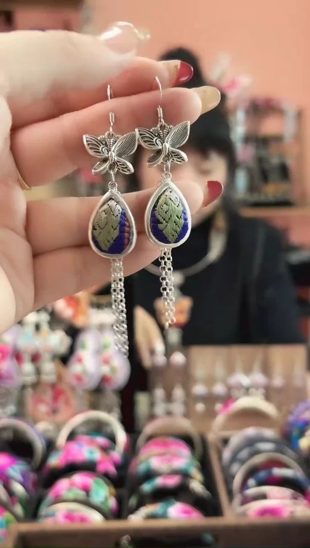 织绣艺枝独绣手工饰品4