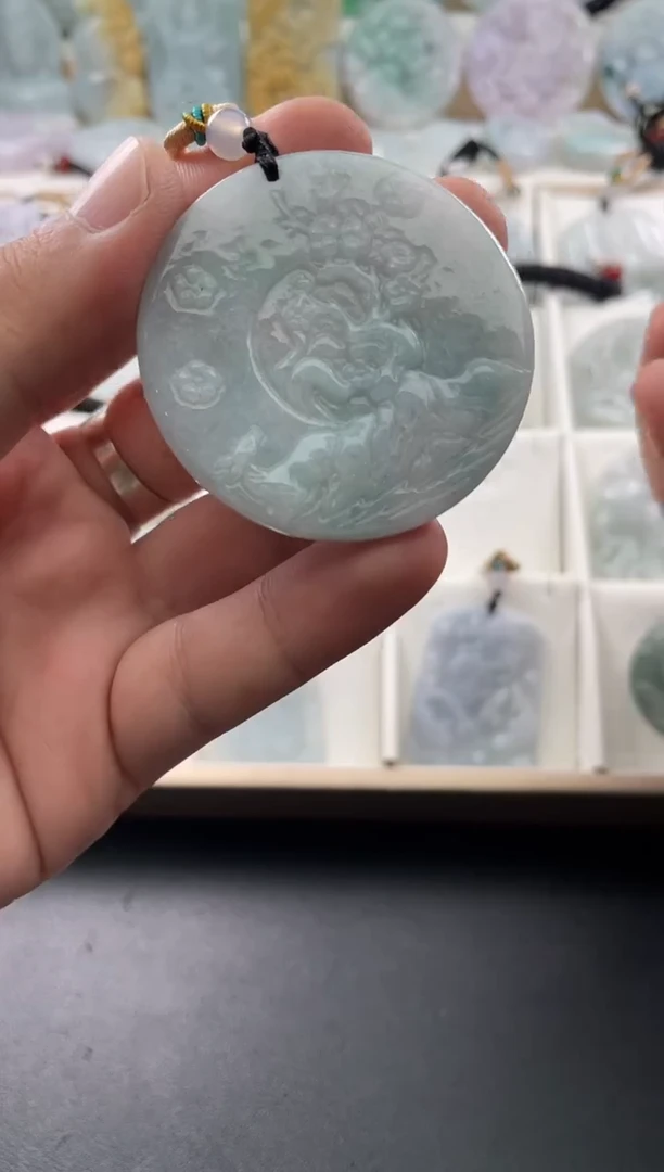 颈饰未镶嵌翡翠25/10/31/.143