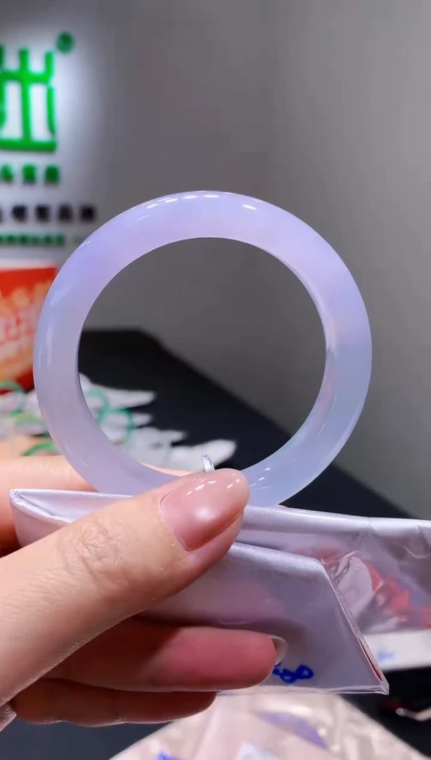 未镶嵌手镯翡翠-q41  天然缅甸A货翡翠56正圈总价22万定金2万