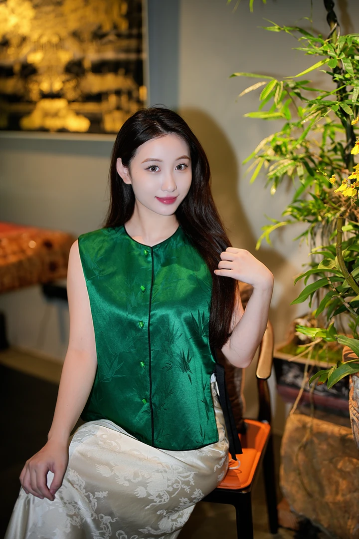 蓝大【车遥遥】新中式桑蚕丝马甲6813