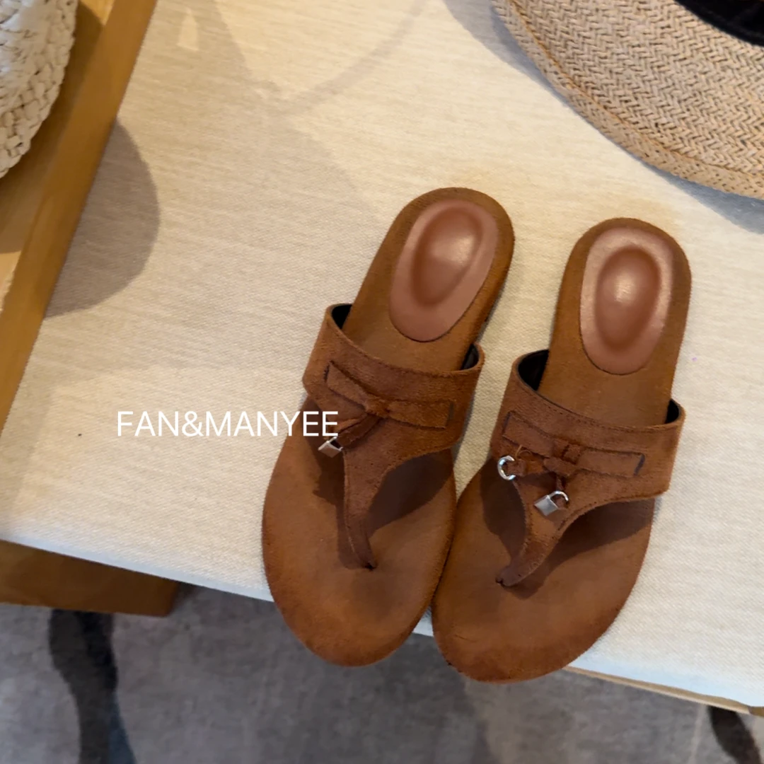 新款复古港风胶粘修面皮少女风棕色软底韩版平跟舒适人字拖