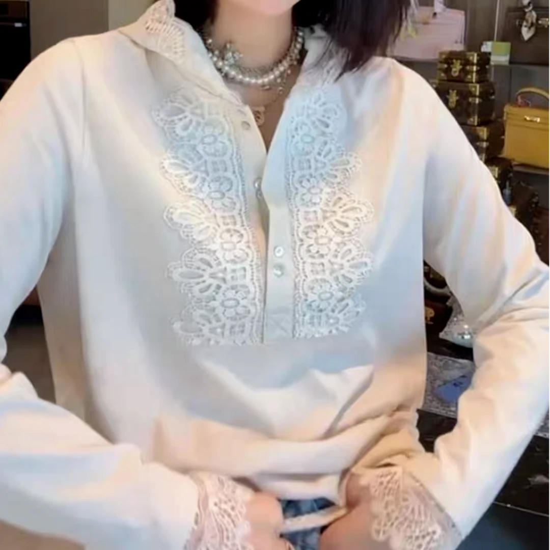 [麦霓严选]蕾丝拼接小衫半排扣连帽衫9011