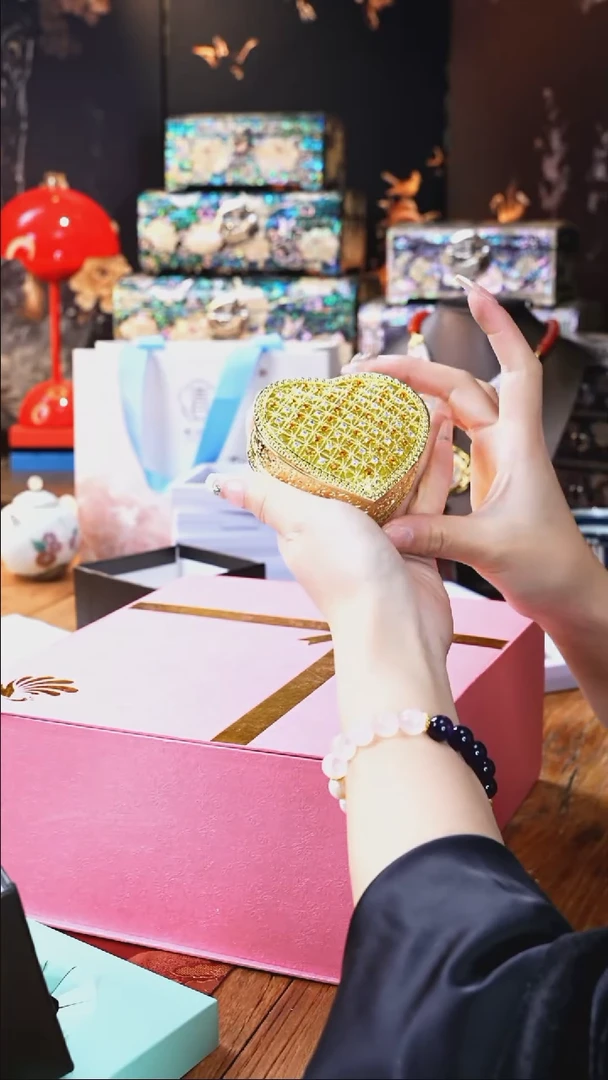 【闪购商品】瓷片豆包儿推荐饰品摆件