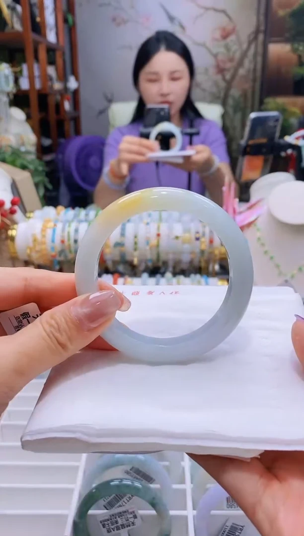 翡翠手镯未镶嵌93号56.9/11.3*9.0