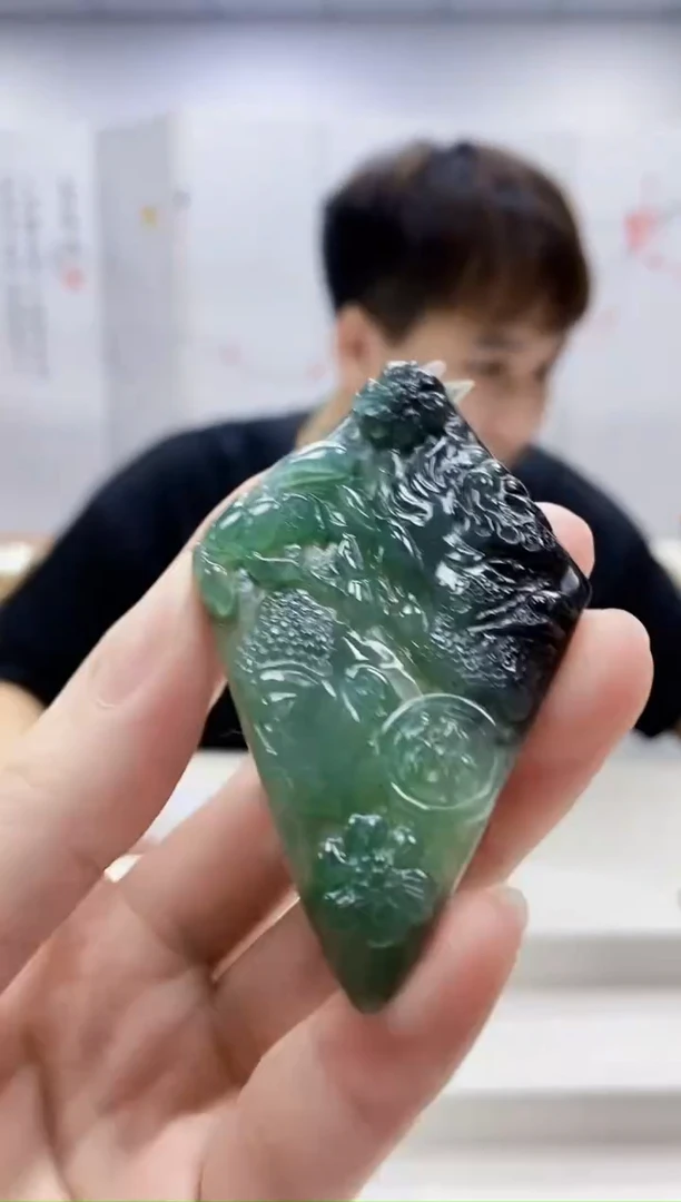 未镶嵌定制翡翠4868ry-毛货挂件69
